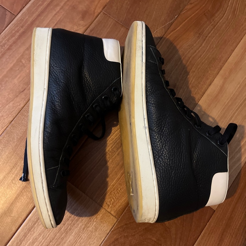 louis vuitton navy blue sneakers